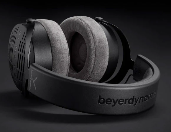 beyerdynamic Dt 990 Pro Over-Ear Studio Monitor India